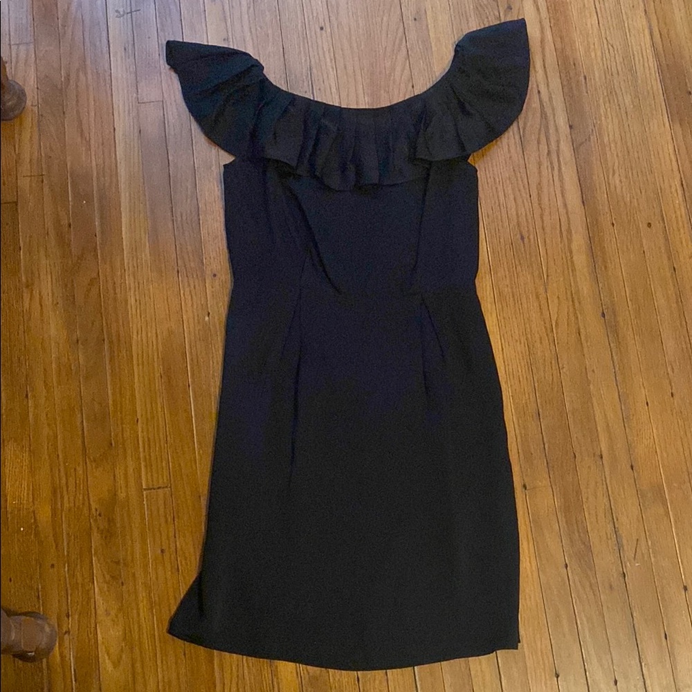 Banana Republic Black Ruffled Neckline Sleeveless Silk Dress Woman 8 NWT